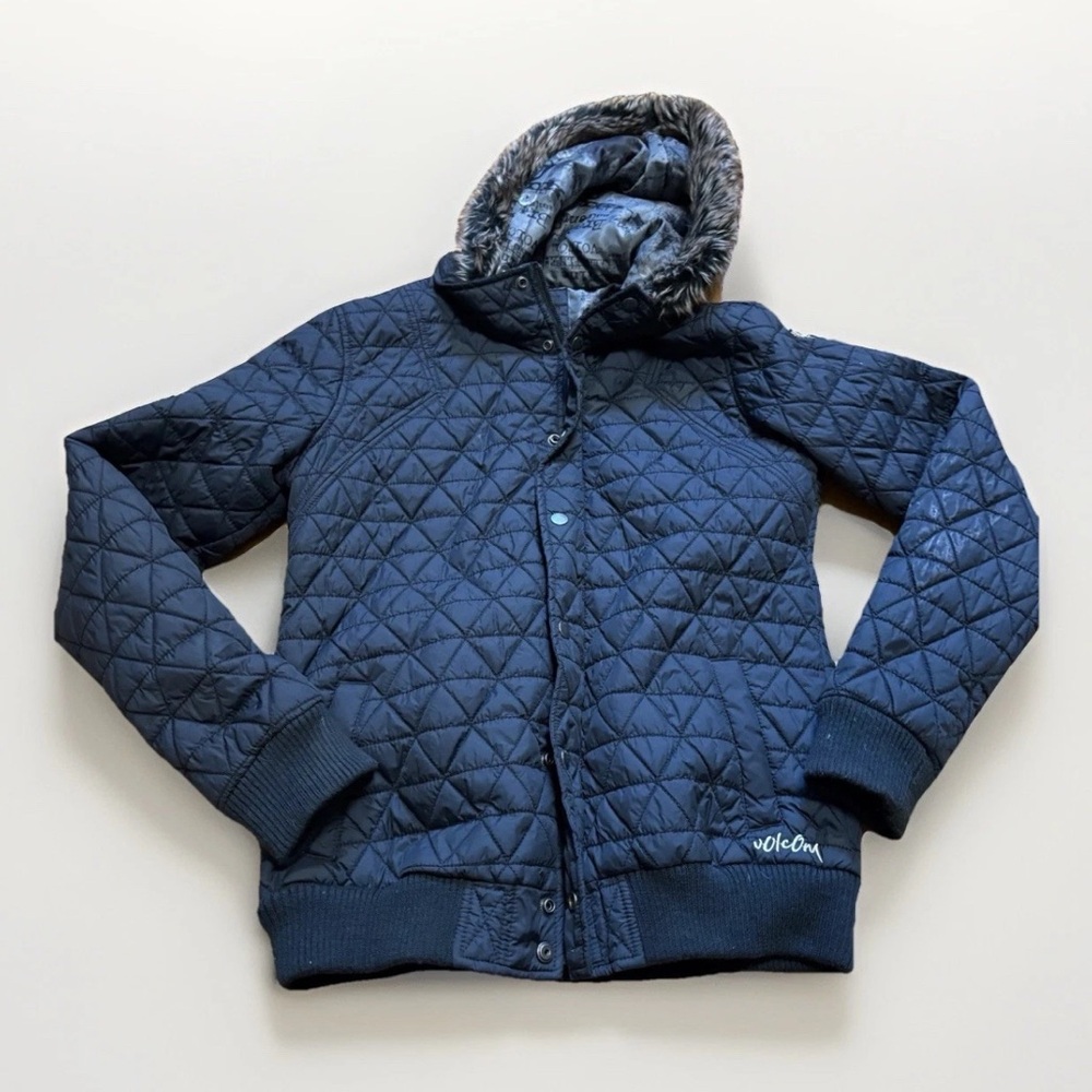 Volcom Puffy Quilted Jacket Fur Trim Hood Polyester Black Women’s Sz L Winter